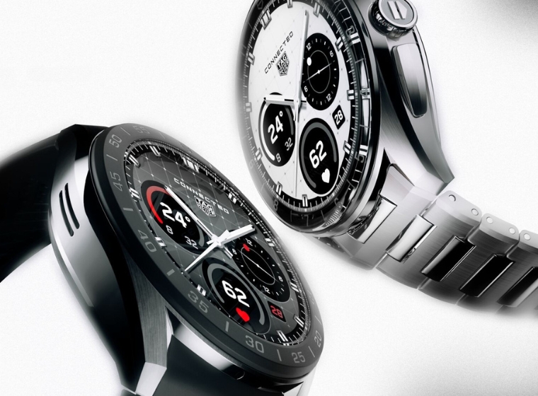 TAG Heuer Golf Connected watch in a festive setting 